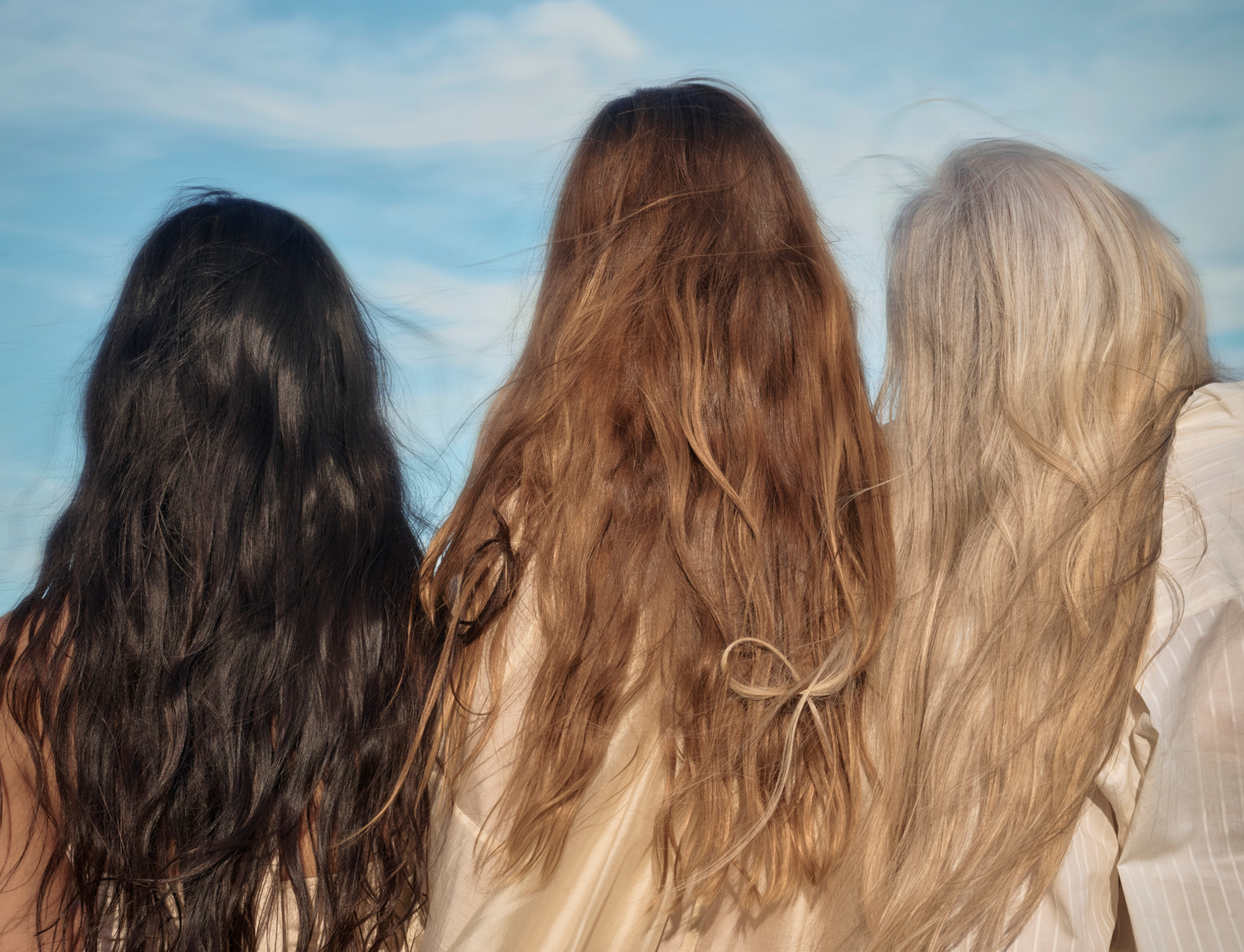 3 Ways to Wear Beach Waves, According to Top Hairstylists