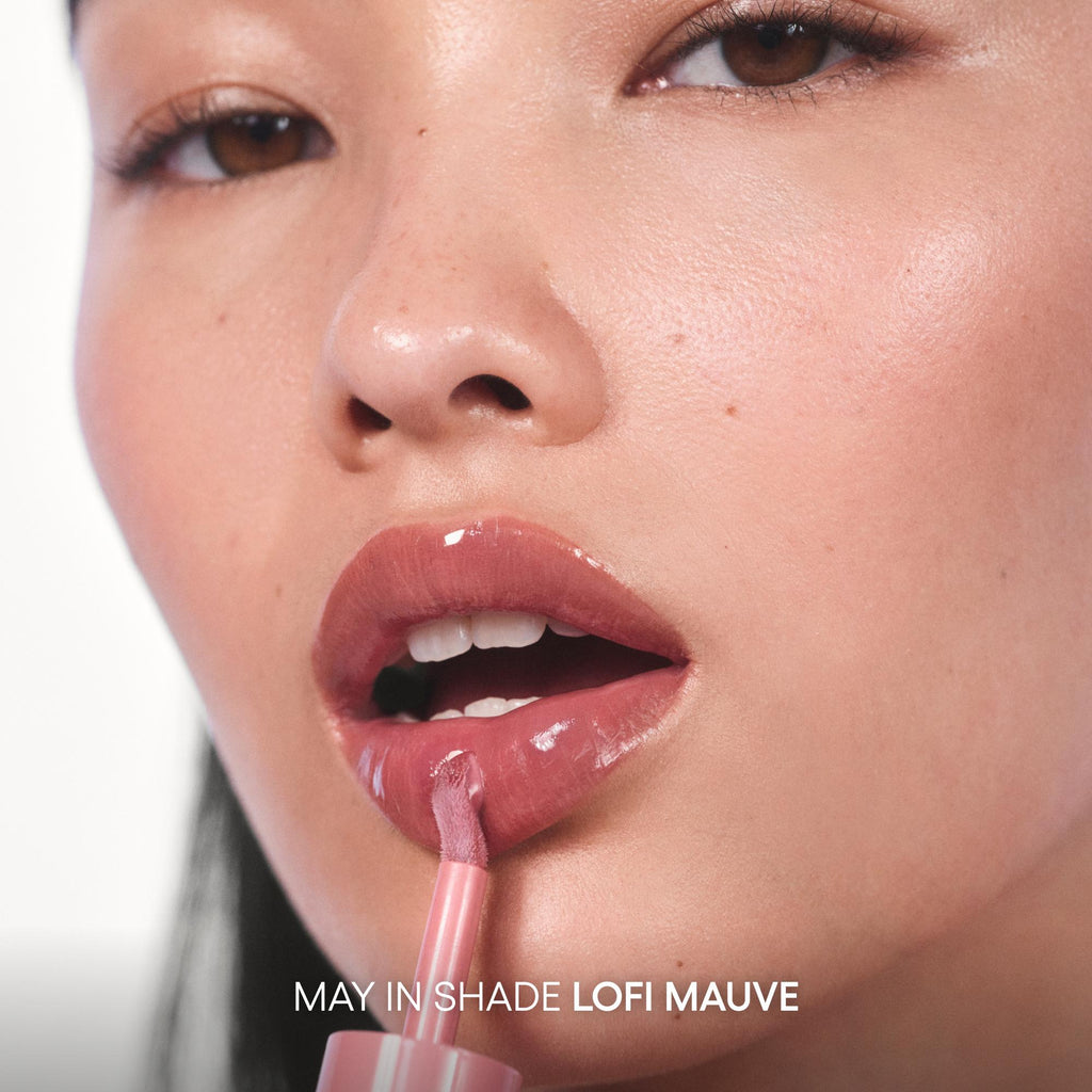 Lo-Fi Mauve JuicePop Box Lip Tint on model