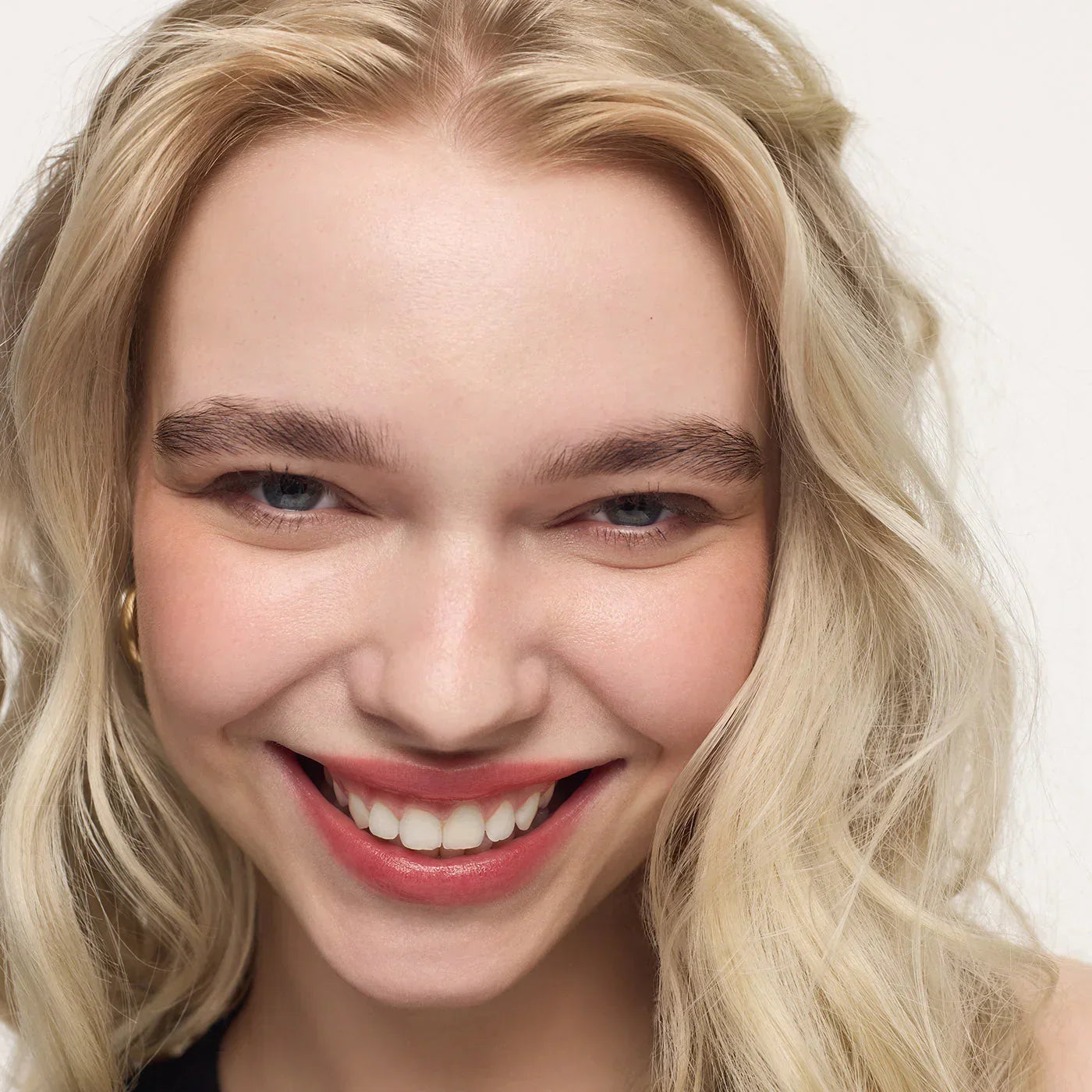 WONDER BLADING All-Day Lip Stain - WONDERSKIN - Lip Stain - XOXO (Light Rose) - Wylde Grey