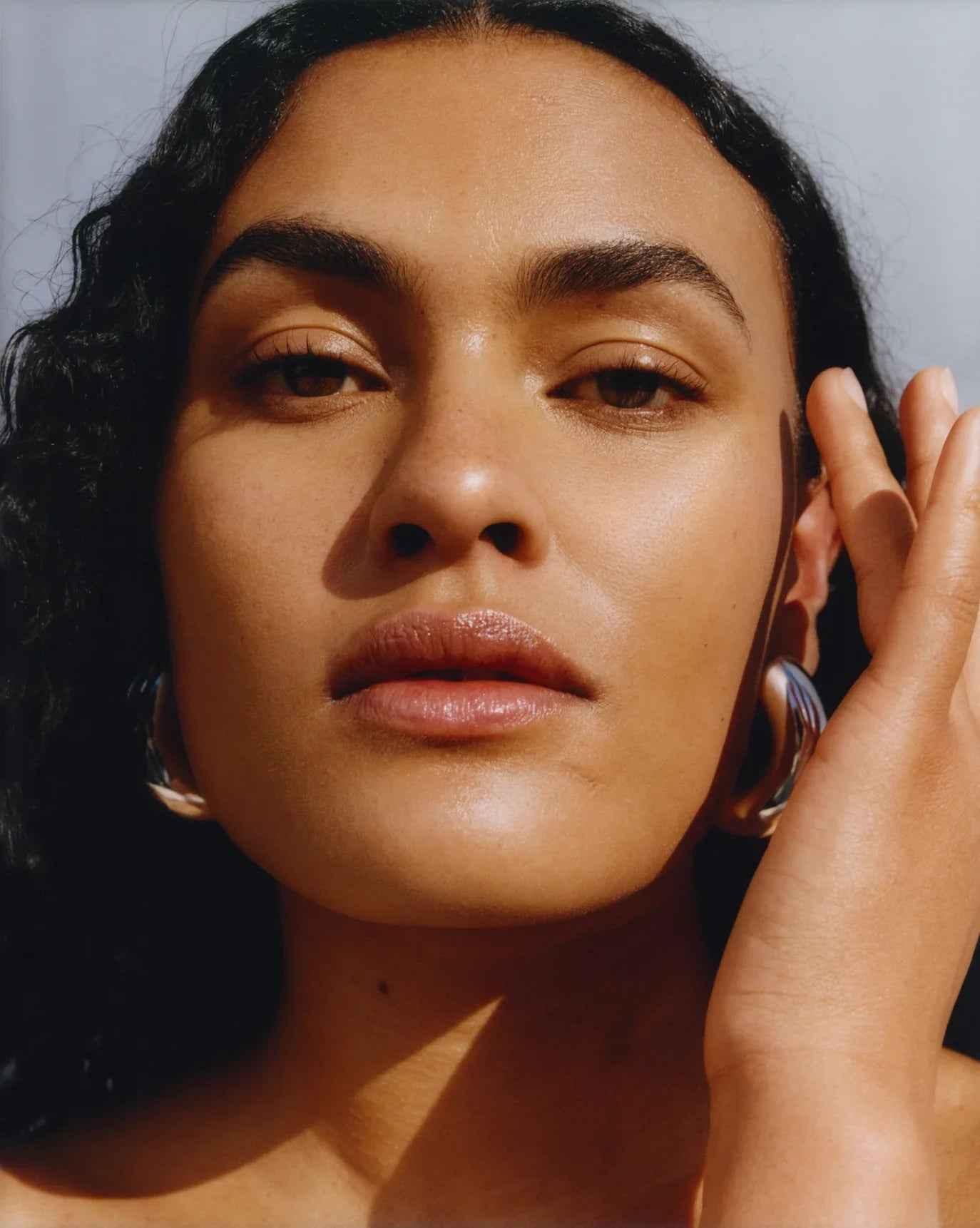 Glossier Future Dew Solid Highlighter Stick for Luminous Glow