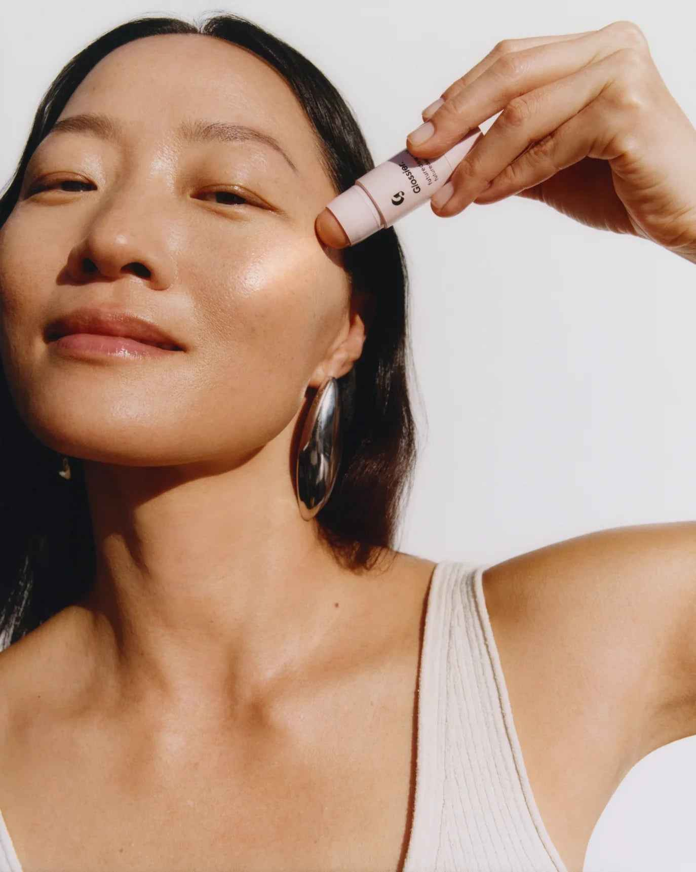 Glossier Future Dew Solid Highlighter Stick for Luminous Glow