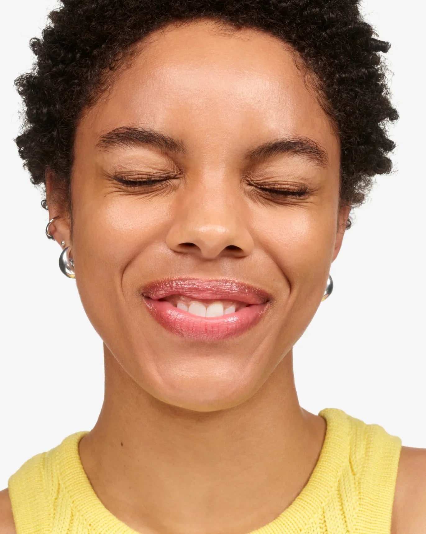 strawberry | balm dotcom | Sjournne wears Strawberry Balm Dotcom.