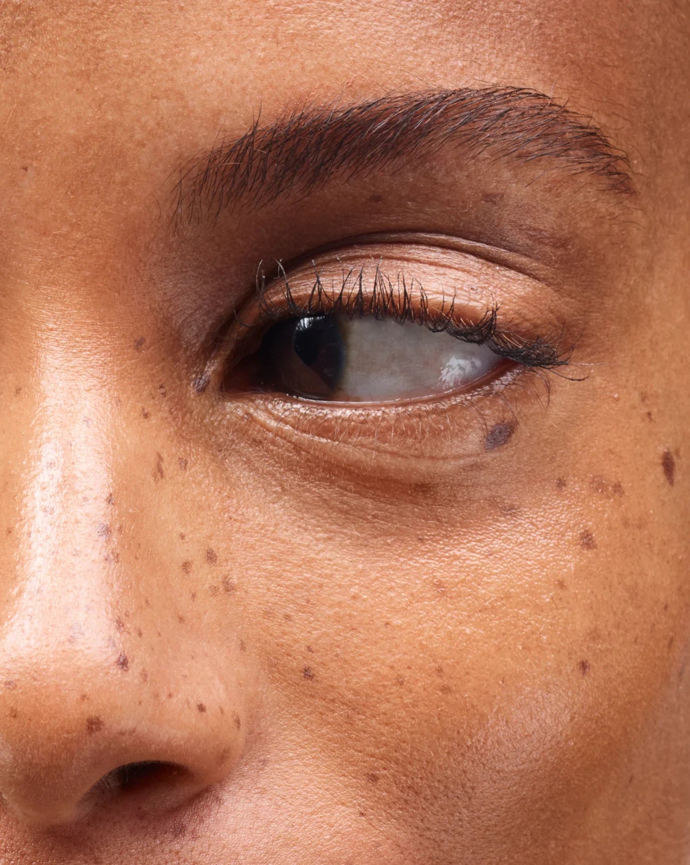 Glossier Boy Brow Gel - Glossier - Makeup - Dark Brown - Wylde Grey