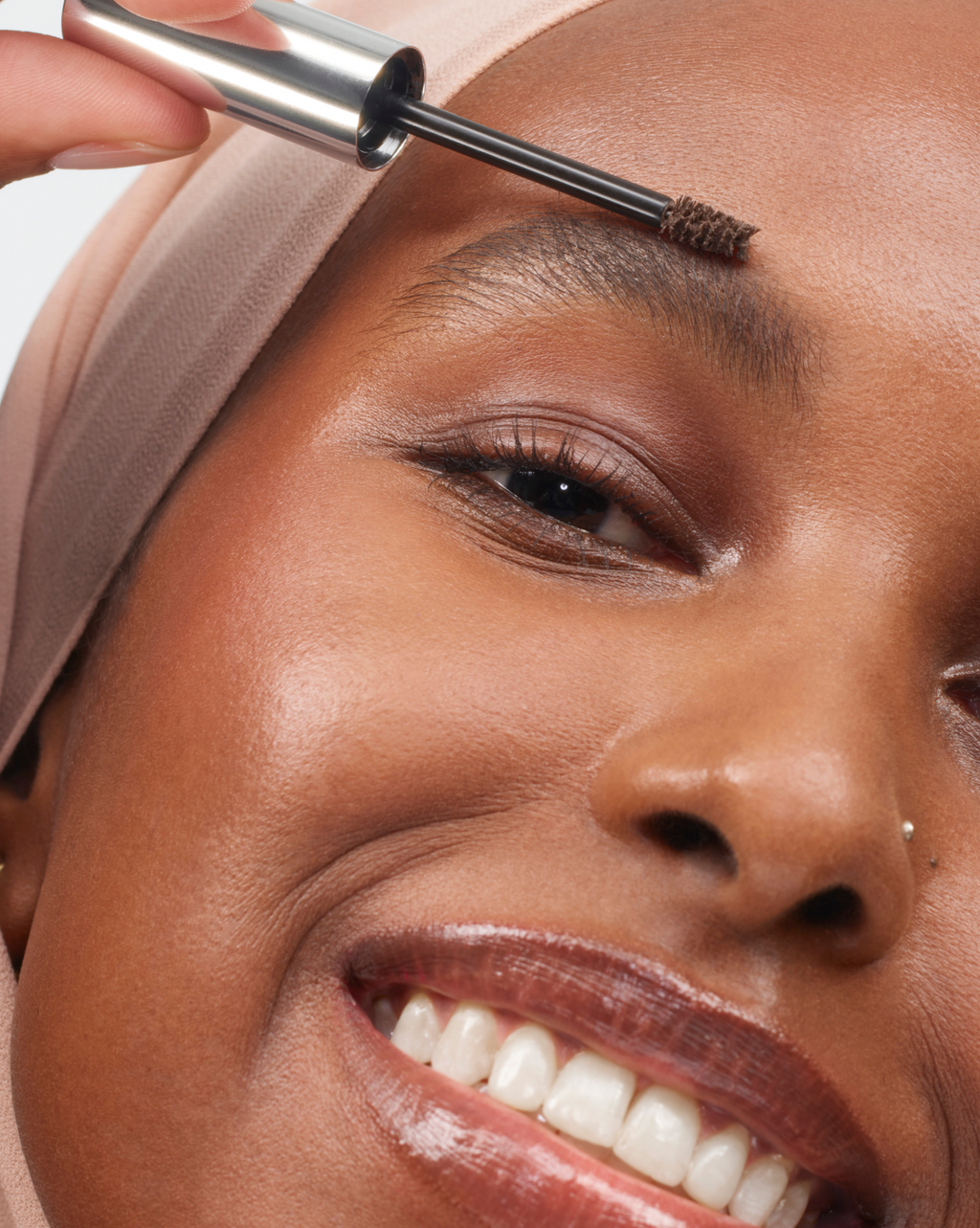 dark brown | Nasra wears Boy Brow in Dark Brown. | Nasra wears Boy Brow in Dark Brown.