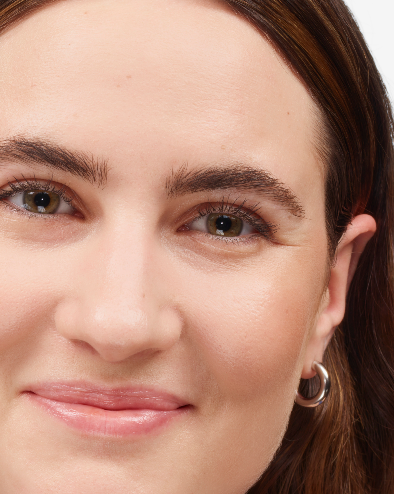 dark brown | Camille wears Boy Brow in Dark Brown. | Camille wears Boy Brow in Dark Brown. | #FFFFFF