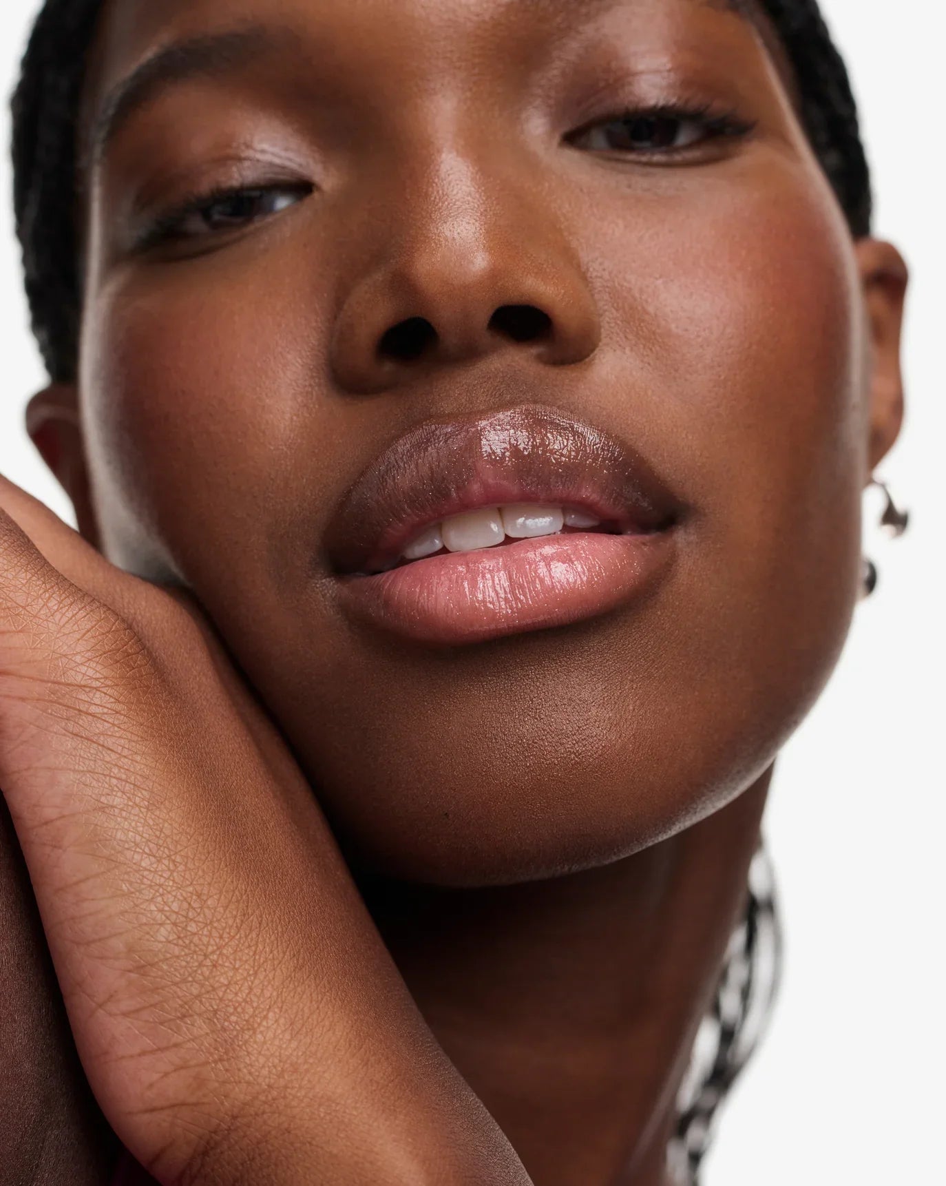 Sparkling Rosé | Taylor wears Sparkling Rosé Balm Dotcom.| Taylor wears Sparkling Rosé Balm Dotcom.
