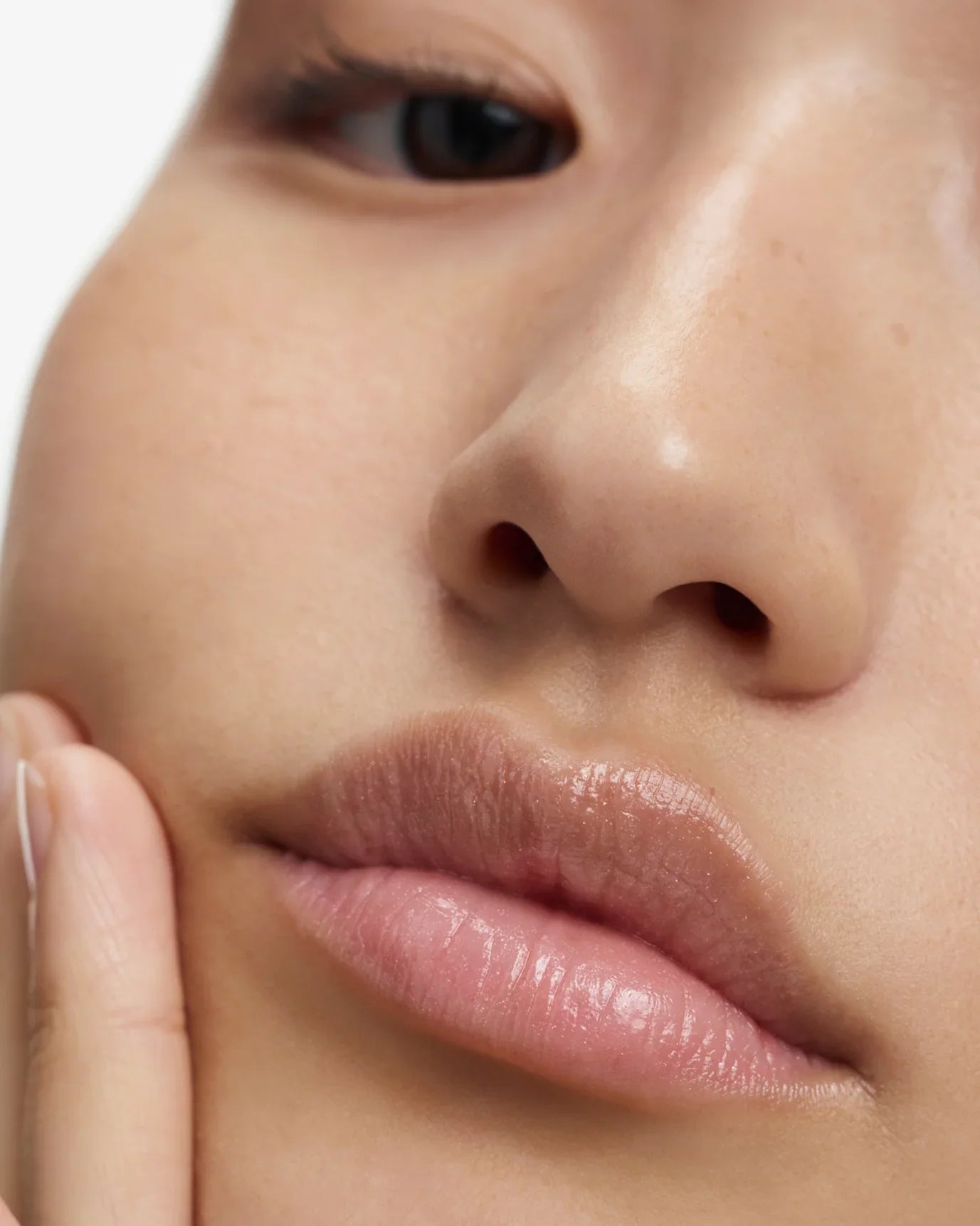 peppermint bark | Tian wears Peppermint Bark Balm Dotcom. | Tian wears Peppermint Bark Balm Dotcom.