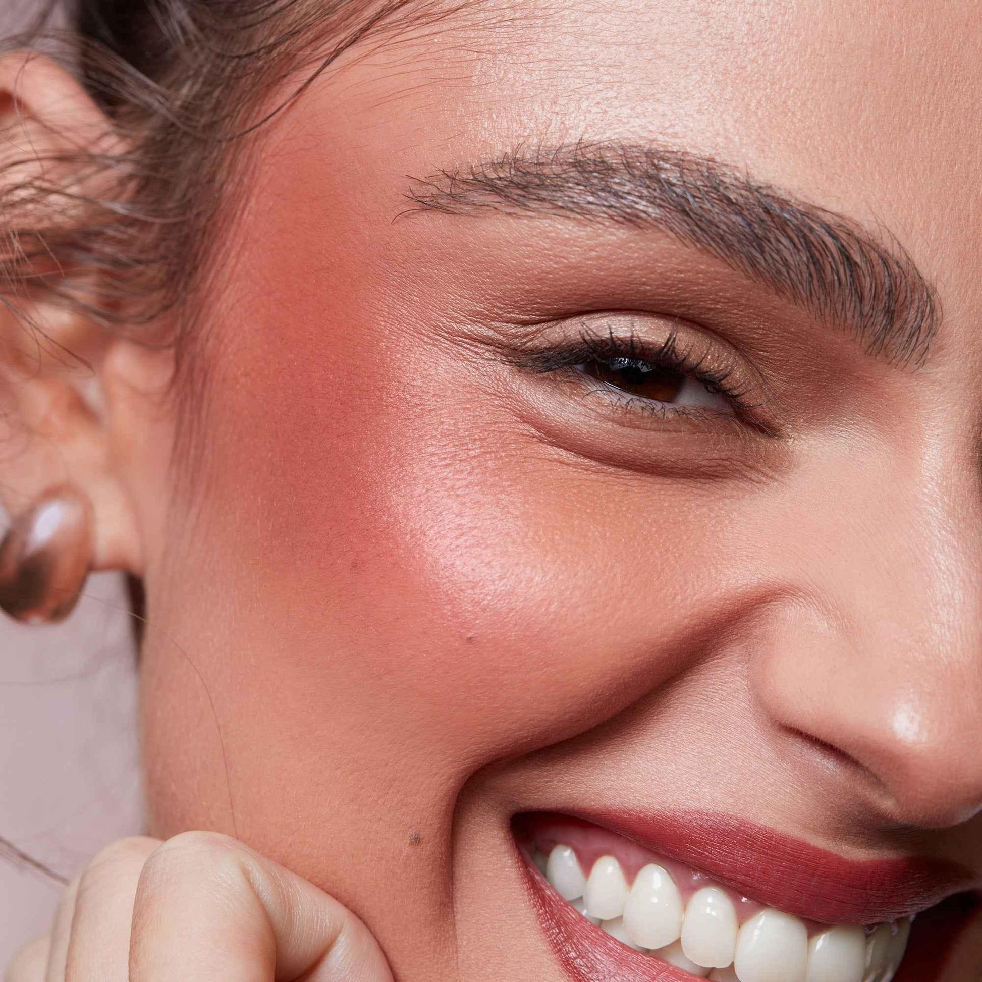 Patrick Ta Major Headlines Double-Take Crème & Powder Blush Duo - Patrick Ta - Face Makeup - She Left Me On Red (Warm Vivid Red) - Wylde Grey