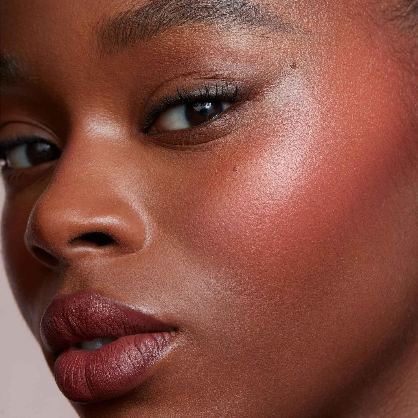 Patrick Ta Major Headlines Double-Take Crème & Powder Blush Duo - Patrick Ta - Face Makeup - She Left Me On Red (Warm Vivid Red) - Wylde Grey