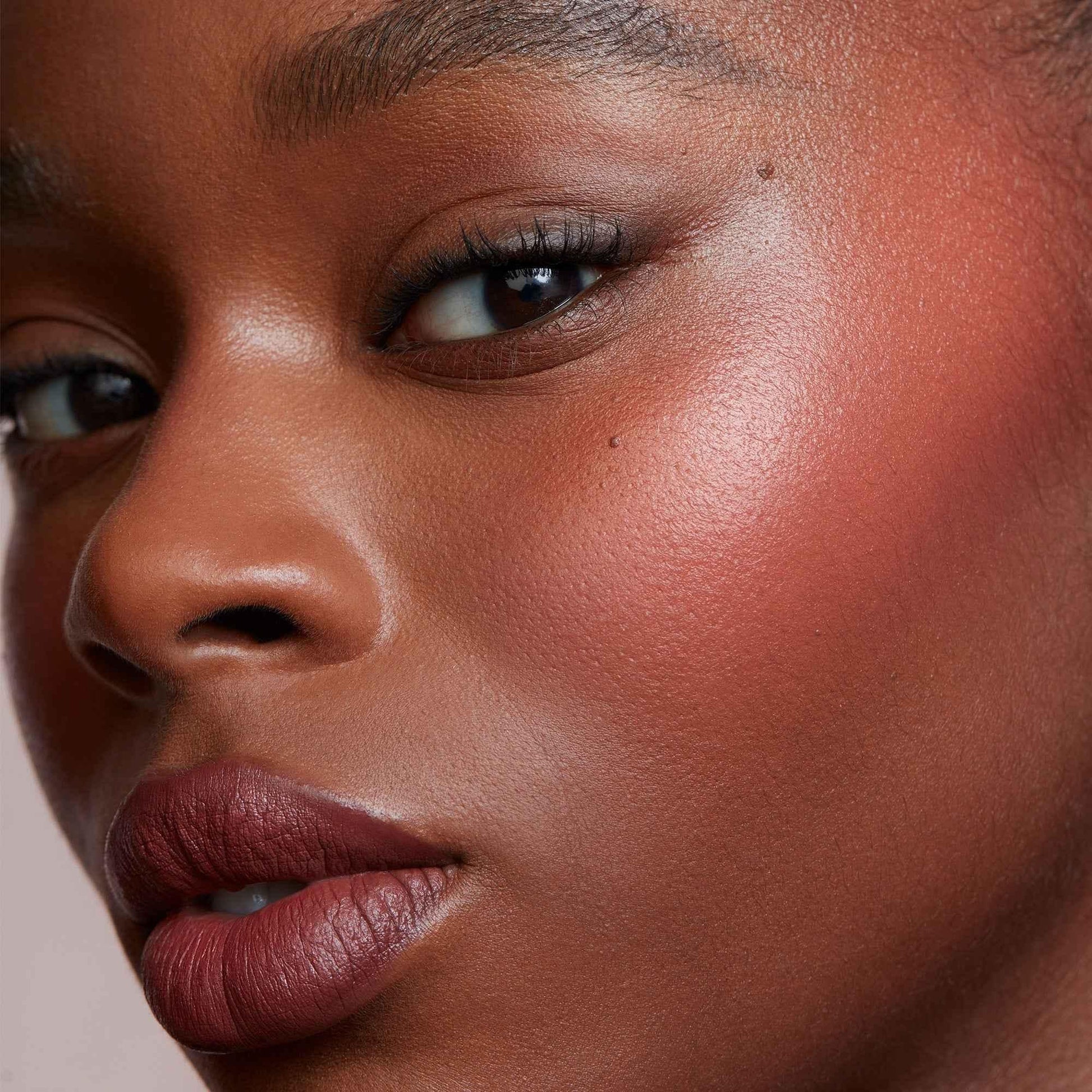 Patrick Ta Major Headlines Double-Take Crème & Powder Blush Duo - Patrick Ta - Face Makeup - She Left Me On Red (Warm Vivid Red) - Wylde Grey