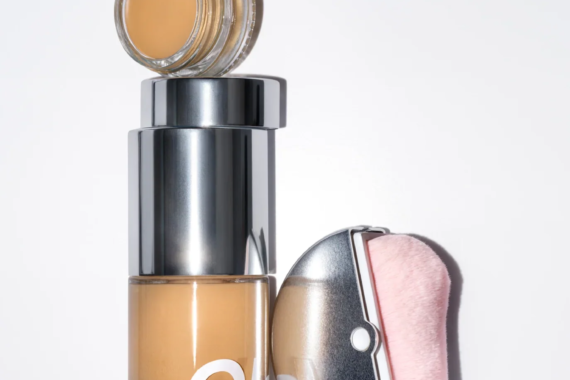 Foundation Brush Mastery with Glossier Stretch Face Brush