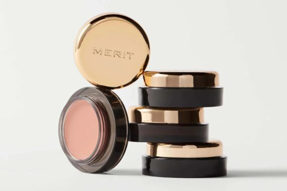 10 Popular Beauty Items Everyone Is Obsessed With Right Now