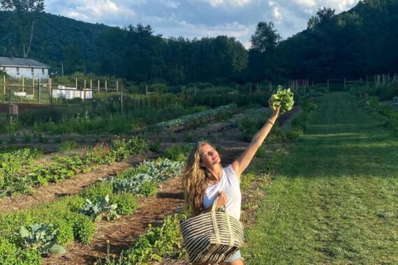 High-Fiber Fruits & Veggies Your Gut Will Love