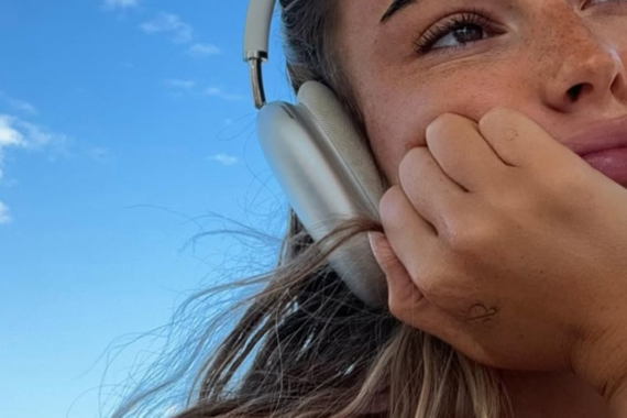 How to Stop Negative Thoughts Before They Spiral