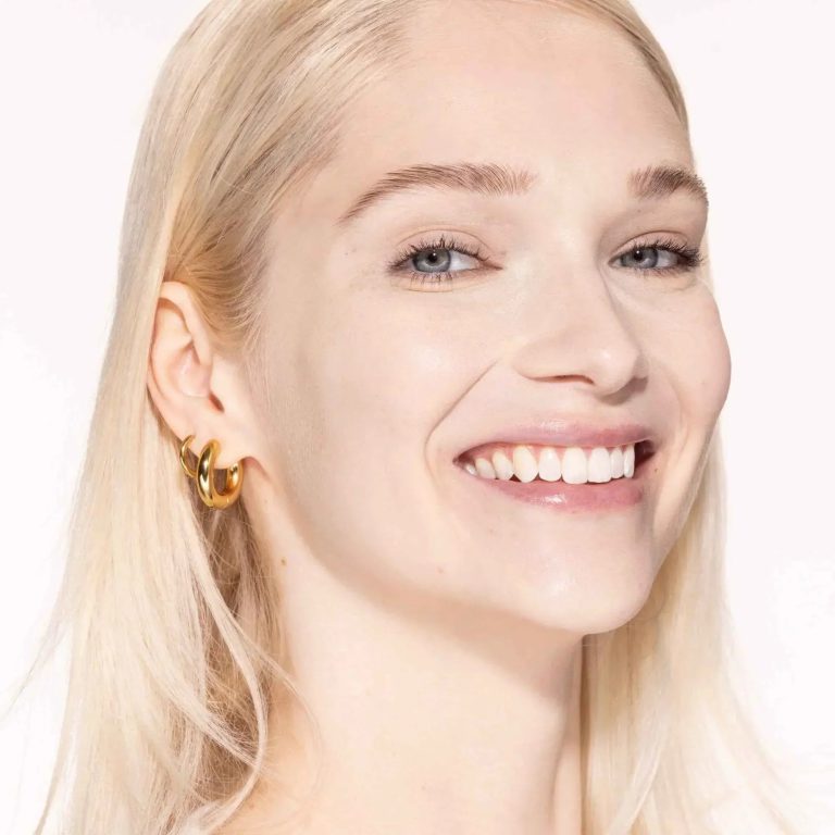 Tower 28 Swipe Serum Concealer